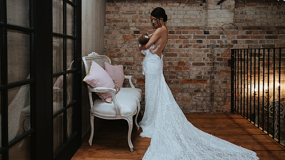 A stunning boho luxe summer wedding at Botley HIll Barn near Warlingham in Surrey