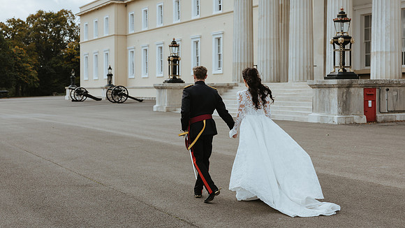 A stylish military wedding at The Royal Military Academy Sandhurst