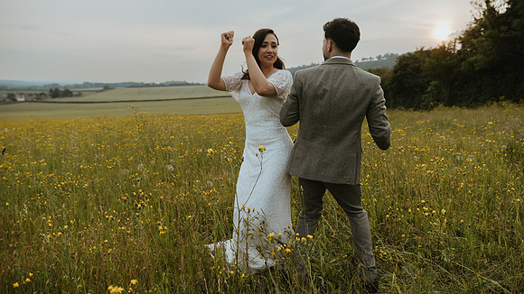 A relaxed and stylish summer wedding at THe Glasshouse in Wrotham, Kent