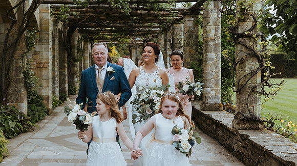 A beuatiful Spring wedding at the stunning Hever Castle near Edenbridge in Kent