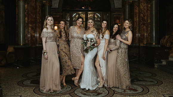 A stylish winter wedding at the Kimpton Fitzroy Hotel in London