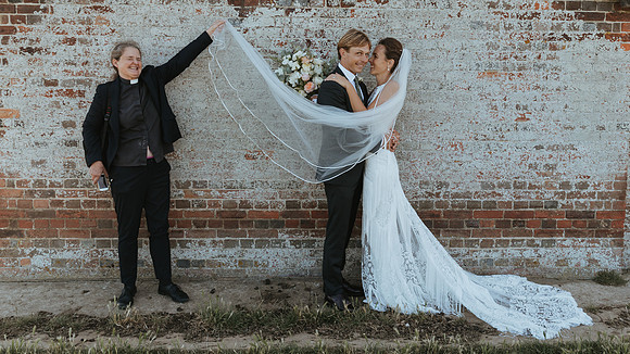 Wedding photography at St Thomas a Beckett Church in Fairfield Kent