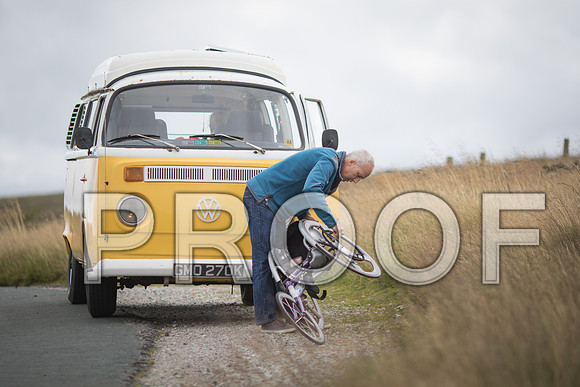 A mini tour around Yorkshire in a vintage VW camper van with Hannah Cockroft, and her family