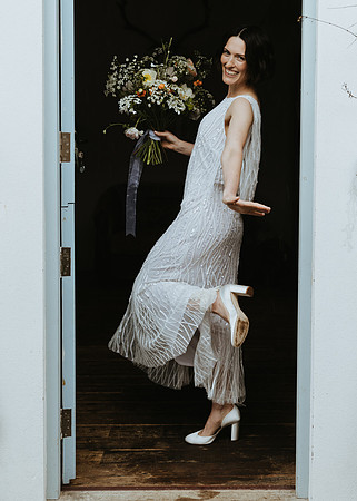 A stunning spring wedding at the hitsoric Firle Place