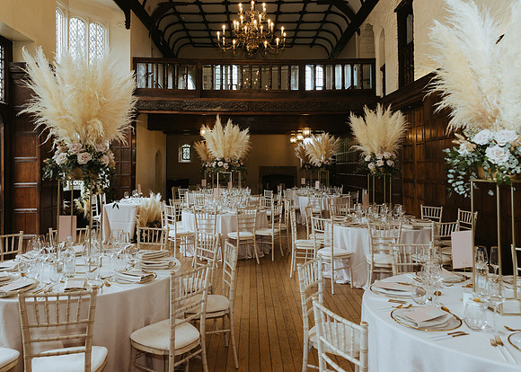 A stylish summer wedding at Hall Place in Bexley, Kent