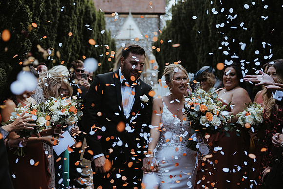 A stylish autumn wedding at St Paul’s church, Bentley Common and Alec’s restaurant, Navestock side, Brentwood, Essex