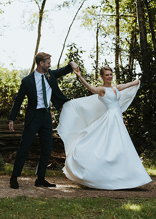 A relaxed autumnal woodland wedding at Kingdom, near Penhurst in Kent