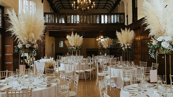 A stylish summer wedding at Hall Place in Bexley, Kent