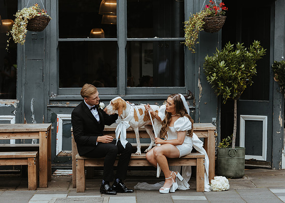 An intimate London city wedding at Marylebone Town Hall with a relaxed Italian luxe style outside reception in Bredgar, Kent