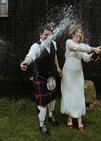 A stunning boho wedding at Old Michelmersh Farm near Romsey in Hampshire
