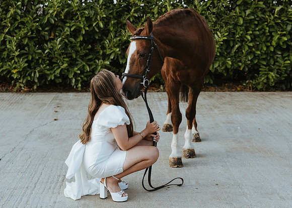 An intimate London city wedding at Marylebone Town Hall with a relaxed Italian luxe style outside reception in Bredgar, Kent