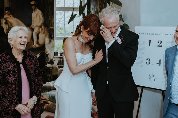 A stylish London wedding at Fitzrovia Chapel and B&H Buildings in Clerkenwell