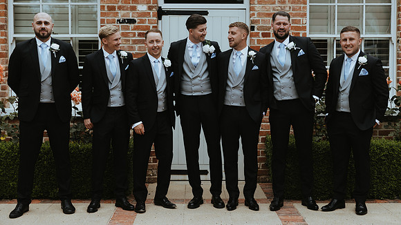 A stylish summer wedding at Gaynes Park near Epping in Essex
