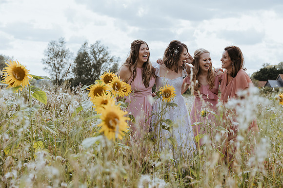 A stunning boho wedding at the Hare’s Field, Wethersfield, Essex